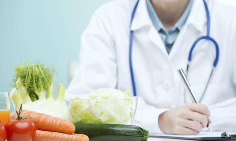 6 sai lầm thường gặp trong chế độ dinh dưỡng của người bệnh ung thư