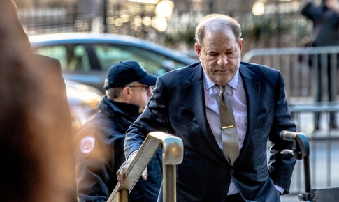 Harvey Weinstein, ‘&#244;ng tr&#249;m’ Hollywood đối mặt với 40 năm t&#249;