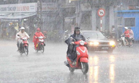 Cảnh báo mưa dông lớn ở Bắc Bộ, nội thành Hà Nội