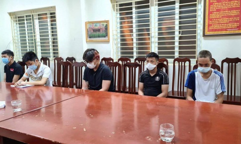 Bắt nam thanh niên bao che cho nhóm bạn cướp xe máy của nữ lao công