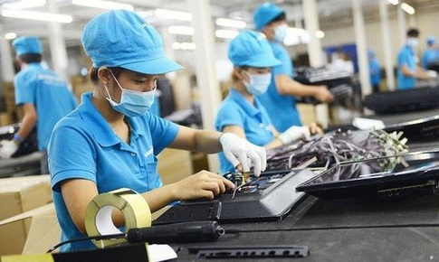 BHXH Việt Nam đồng hành, tháo gỡ khó khăn cho người lao động, doanh nghiệp vượt qua đại dịch