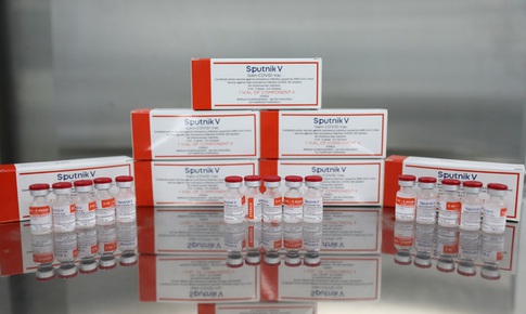 Tất cả thông tin cần biết về vaccine Sputnik V: Công nghệ, độ an toàn và hiệu quả bảo vệ
