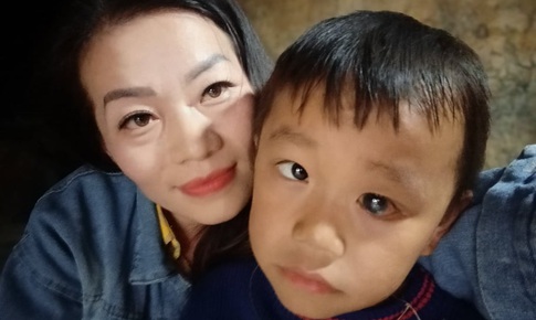 Thông tin mới nhất về sức khỏe của cậu bé dân tộc H'Mông nguy cơ mù hai mắt vì nhà nghèo