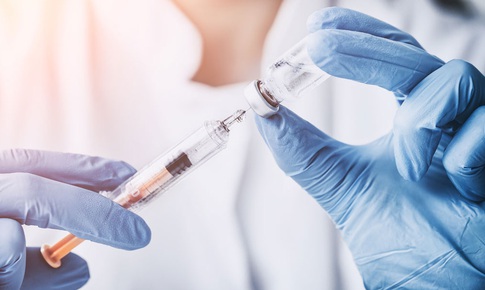Tiêm phòng vaccine cúm sớm, giảm nguy cơ tử vong ở bệnh nhân tim mạch