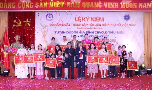 Nữ &#39;chiến sĩ &#225;o trắng&#39; Phụ sản Trung ương vừa giỏi việc bệnh viện vẫn đảm việc nh&#224;