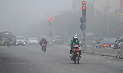 H&#224; Nội t&#225;i diễn &#244; nhiễm kh&#244;ng kh&#237; nghi&#234;m trọng, g&#226;y nguy hại cho sức khỏe