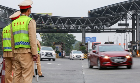 23 người thương vong v&#236; tai nạn giao th&#244;ng ng&#224;y m&#249;ng 1 Tết