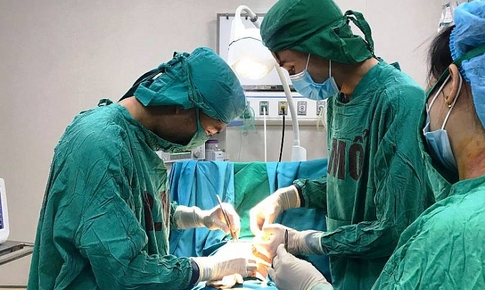 Thay khớp vai cho bệnh nh&#226;n lớn tuổi g&#227;y xương phức tạp