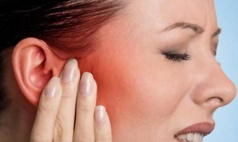 Tác nhân gây bệnh viêm tai ngoài ác tính