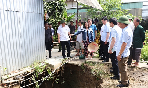 &quot;Hố tử thần&quot; xuất hiện tại Nghệ An: Chưa l&#224;m r&#245; được nguy&#234;n nh&#226;n tụt mạch nước ngầm
