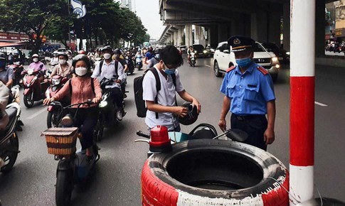 &#217;n tắc tr&#234;n đường Nguyễn Tr&#227;i chưa giảm, tai nạn nhiều hơn khi ph&#226;n l&#224;n cứng