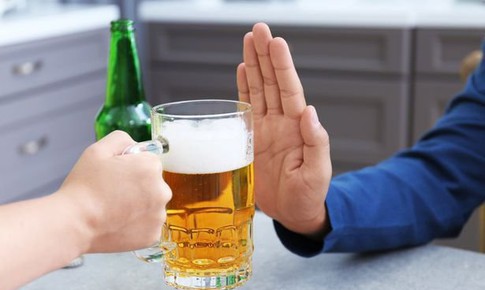 Chuyên gia dinh dưỡng lưu ý cách sử dụng rượu, bia an toàn trong ngày Tết