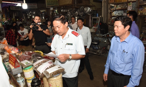 &#39;Quản&#39; h&#224;nh nghề y dược ngo&#224;i c&#244;ng lập ở Nghệ An v&#236; sao vẫn c&#242;n kh&#244;ng &#237;t cơ sở hoạt động kh&#244;ng ph&#233;p?