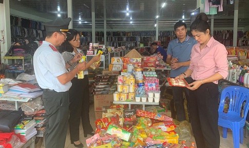 Lai Ch&#226;u: Tăng cường c&#244;ng t&#225;c đảm bảo an to&#224;n thực phẩm trong dịp Tết Trung thu năm 2023