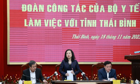 Bộ trưởng Đ&#224;o Hồng Lan ấn tượng với sự quan t&#226;m, đầu tư của Th&#225;i B&#236;nh cho c&#244;ng t&#225;c chăm s&#243;c sức khỏe nh&#226;n d&#226;n