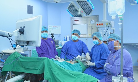 Những kỹ thuật y khoa hiện đại lần đầu ti&#234;n được thực hiện ở Việt Nam năm 2023