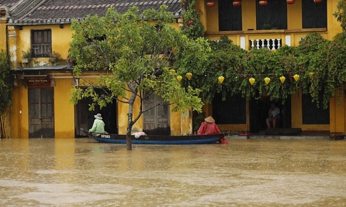 Mưa lớn ở miền Trung những ng&#224;y tới phức tạp như thế n&#224;o?