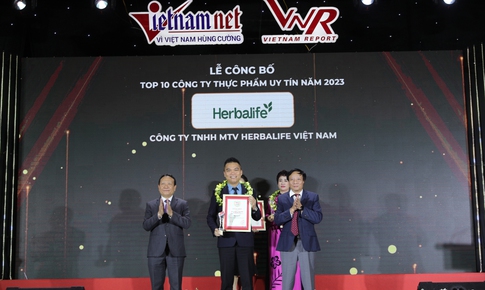 Herbalife Việt Nam được vinh danh Top 10 C&#244;ng ty thực phẩm uy t&#237;n lần thứ 3 li&#234;n tiếp