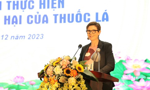 Đại diện WHO khuyến nghị: Việt Nam cấm thuốc l&#225; điện tử, c&#225;c sản phẩm thuốc l&#225; nung n&#243;ng