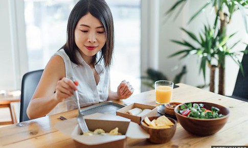 M&#249;a thi tốt nghiệp THPT Quốc gia căng thẳng, sĩ tử n&#234;n ăn những thực phẩm hỗ trợ giải tỏa lo &#226;u
