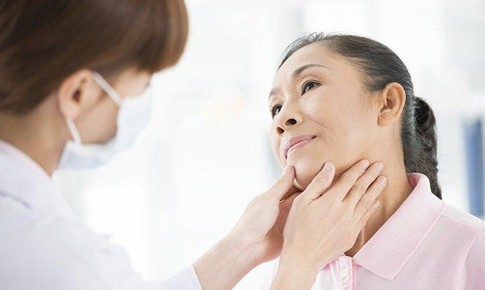 Lời khuyên của bác sĩ giúp người bệnh cường giáp điều trị hiệu quả