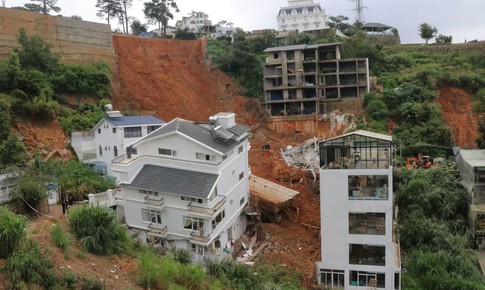 Chuy&#234;n gia l&#253; giải nguy&#234;n nh&#226;n sạt lở ở Đ&#224; Lạt v&#224; dấu hiệu nhận biết