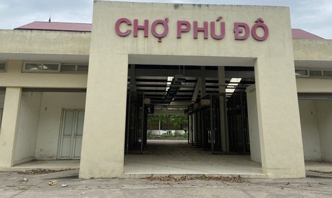 Cận cảnh chợ d&#226;n sinh Ph&#250; Đ&#244; &quot;đắp chiếu&quot; sau 6 năm x&#226;y dựng