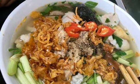 B&#225;nh đa cua của Hải Ph&#242;ng bất ngờ được cẩm nang ẩm thực đ&#225;nh gi&#225; l&#224; m&#243;n ngon nổi tiếng