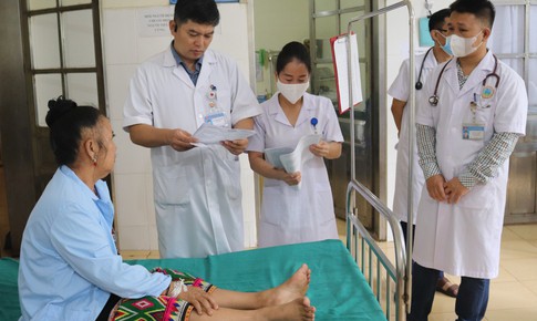 Tin mới nhất vụ 20 người nhập viện sau khi dùng nước ở Điện Biên