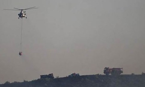 Rơi trực thăng chữa ch&#225;y ở Thổ Nhĩ Kỳ, 3 người mất t&#237;ch