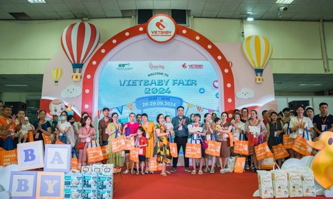 "Chuyên gia bỉm đêm" Gooby gây sự chú ý đặc biệt tại Triển lãm Vietbaby Fair 2024