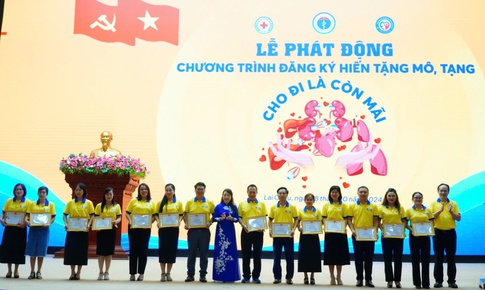 Ph&#225;t động đăng k&#253; hiến tặng m&#244;, tạng v&#224; ra mắt Chi hội vận động hiến m&#244;, bộ phận cơ thể người tại Lai Ch&#226;u