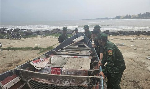 Ứng ph&#243; b&#227;o số 6: Bảo đảm an to&#224;n t&#237;nh mạng cho người d&#226;n