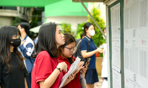 V&#236; sao trường đại học n&#234;n l&#249;i thời gian c&#244;ng bố kết quả x&#233;t tuyển sớm?