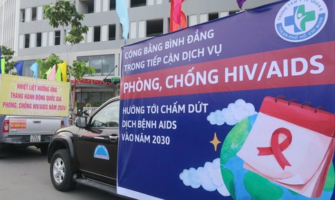 Bệnh nh&#226;n HIV: &#39;HIV kh&#244;ng phải l&#224; dấu chấm hết, sự đồng cảm gi&#250;p t&#244;i vững bước&#39;