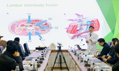 Những cơn đau cột sống được &#39;ho&#225; giải&#39; bởi kỹ thuật mới, chỉ 3 ng&#224;y ra viện 