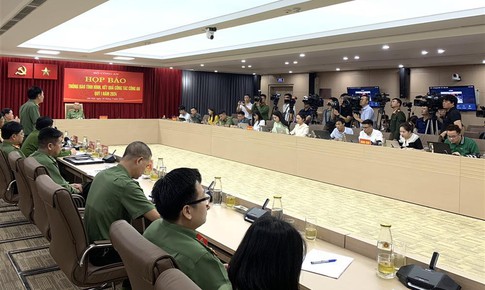 Cựu B&#237; thư Vĩnh Ph&#250;c trả lại tiền nhận hối lộ vụ &#39;Hậu Ph&#225;o&#39;