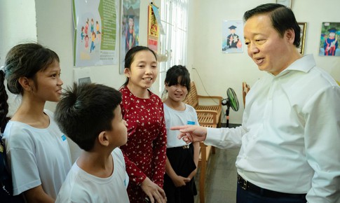 Ph&#243; Thủ tướng Ch&#237;nh phủ: Đảng, Nh&#224; nước lu&#244;n d&#224;nh những điều tốt đẹp nhất cho trẻ em