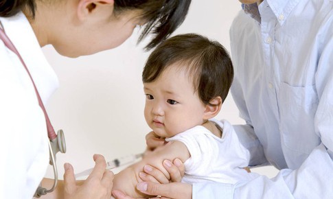 Những bệnh truyền nhiễm n&#224;o bắt buộc phải sử dụng vaccine, sinh phẩm y tế?