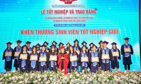 Th&#234;m nguồn nh&#226;n lực chất lượng cho lĩnh vực sức khỏe