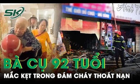 X&#250;c động h&#236;nh ảnh người l&#237;nh cứu hỏa ‘vượt tường lửa’ c&#245;ng cụ b&#224; 92 tuổi tho&#225;t khỏi đ&#225;m ch&#225;y lớn