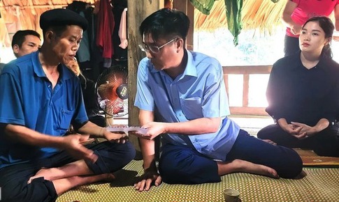 H&#224; Giang: Thăm hỏi, hỗ trợ gia đ&#236;nh c&#243; người th&#226;n tử vong do lũ