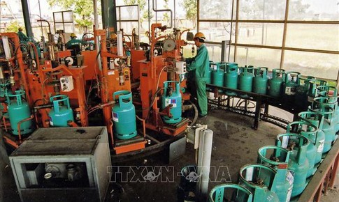 Gi&#225; gas b&#225;n lẻ trong nước tiếp tục tăng từ ng&#224;y 1/9