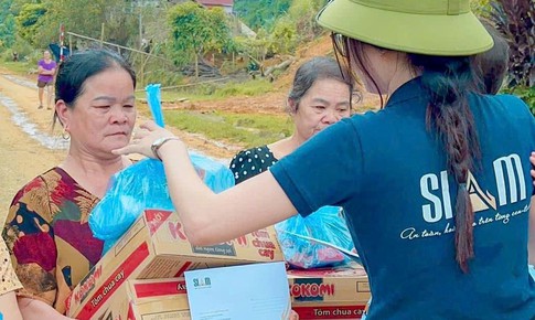 Bệnh viện Thẩm mỹ SiamThailand chung tay cứu trợ b&#224; con v&#249;ng lũ Tuy&#234;n Quang