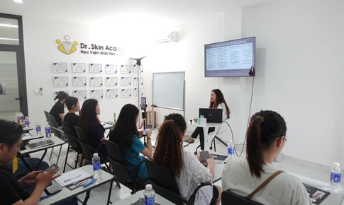 Định vị Dr.Skin Academy 2025 - N&#226;ng tầm gi&#225; trị v&#224; ph&#225;t triển to&#224;n diện