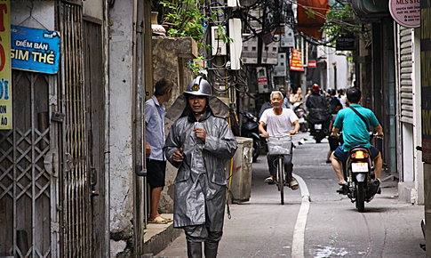 Lộ rõ bất cập sau loạt vụ cháy trong ngõ nhỏ, hẻm sâu ở Hà Nội