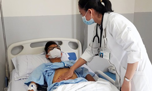 Vi&#234;m gan B c&#243; l&#226;y qua đường ăn uống kh&#244;ng?