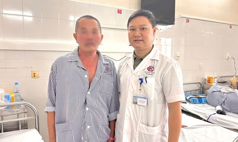 Người đàn ông được bác sĩ phát hiện mắc cùng lúc 2 bệnh ung thư