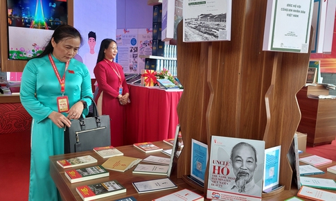 TPHCM tổng kết 50 năm văn học – nghệ thuật: Hành trình sáng tạo đậm nghĩa tình và khát vọng vươn lên