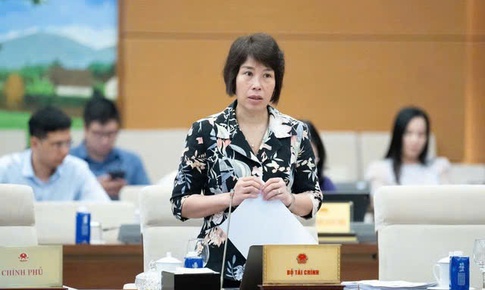 Đề xuất cấm đầu tư kinh doanh thuốc lá điện tử, thuốc lá nung nóng